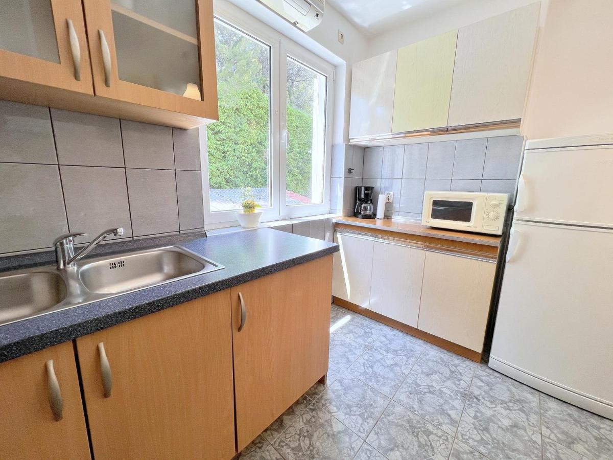 Rab City Apartment Greeny 拉布 外观 照片