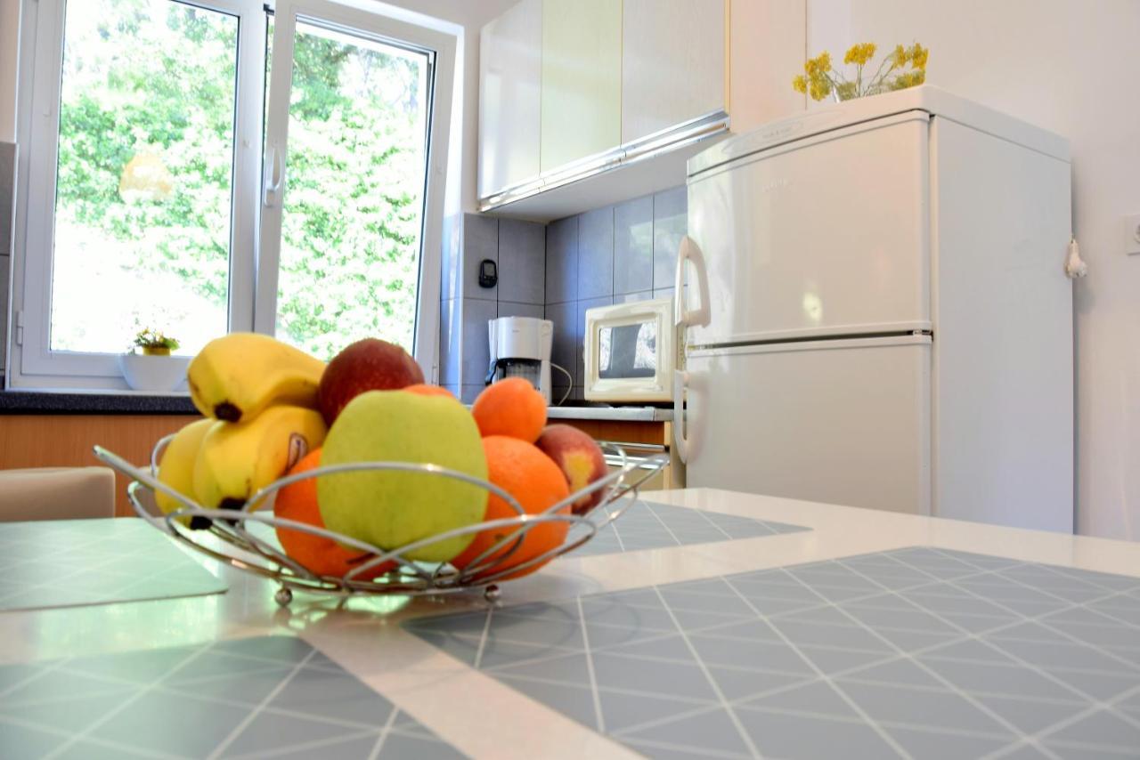 Rab City Apartment Greeny 拉布 外观 照片